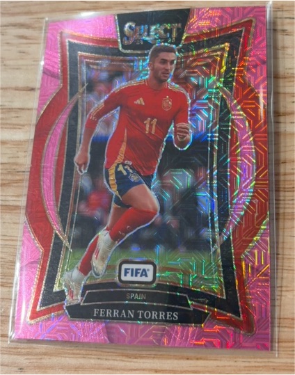 2024-25 Panini Select FIFA #91 Ferran Torres — front
