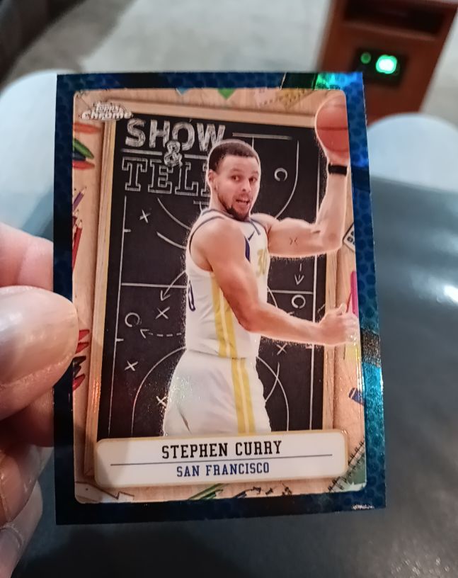 2025 Topps Chrome #ST-7 Stephen Curry Show & Tell — front