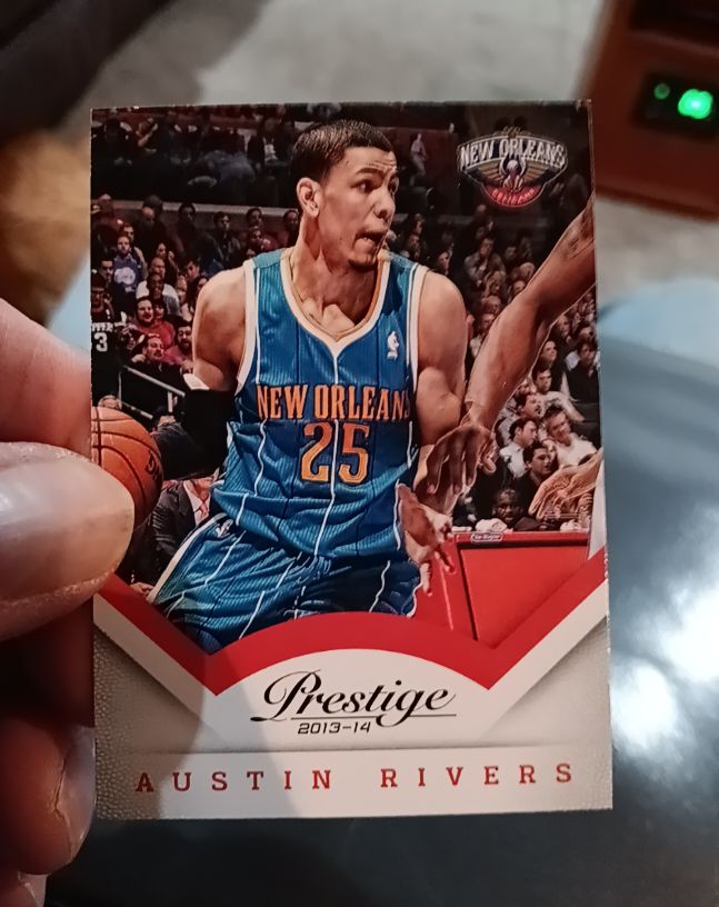 2013-14 Panini Prestige #25 Austin Rivers — front