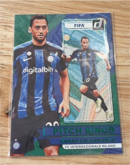 2022-23 Panini Donruss FIFA Soccer Pitch Kings #7 Hakan Calhanoglu — front