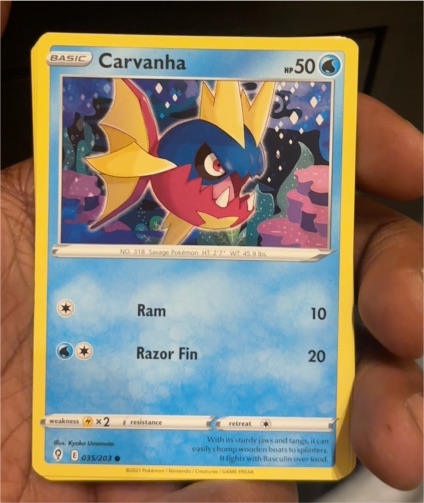 2021 Pokémon SWSH07: Evolving Skies #035 Carvanha — front