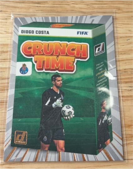 2023-24 Panini Donruss Crunch Time #19 Diogo Costa — front