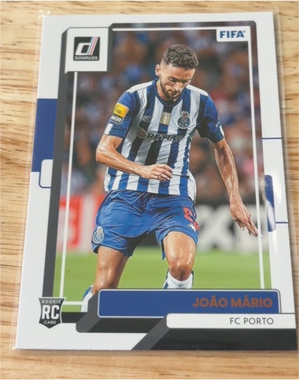 2022-23 Donruss #43 João Mário — front