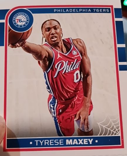 2024-25 Panini Haunted Hoops #195 Tyrese Maxey — front