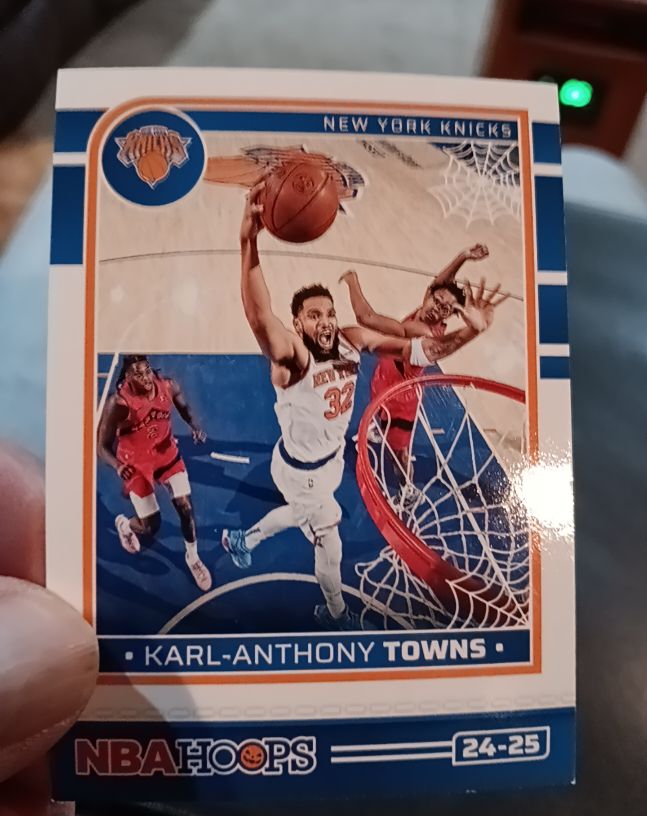 2024-25 Panini Haunted Hoops #230 Karl-Anthony Towns — front