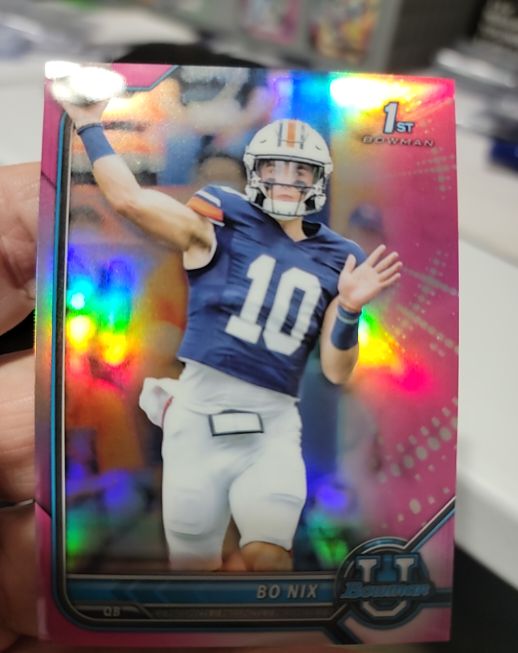 2022 Bowman University #8 Bo Nix Pink Refractor 1st Bowman — front