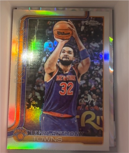 2025-26 Topps Chrome #179 Karl-Anthony Towns — front
