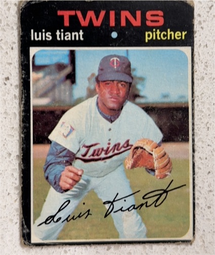 1971 Topps #95 Luis Tiant — front