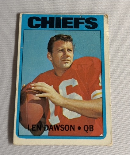 1972 Topps Football #245 Len Dawson — front