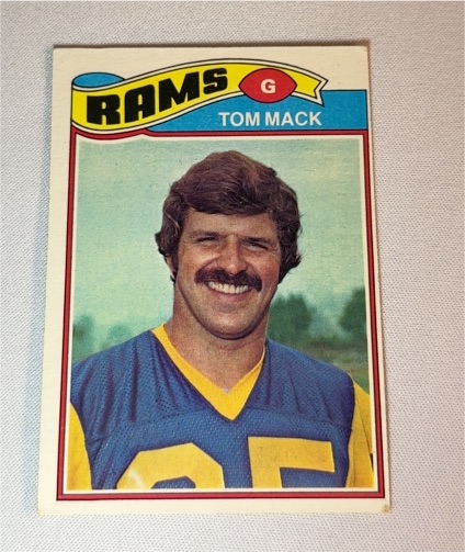 1977 Topps #265 Tom Mack — front