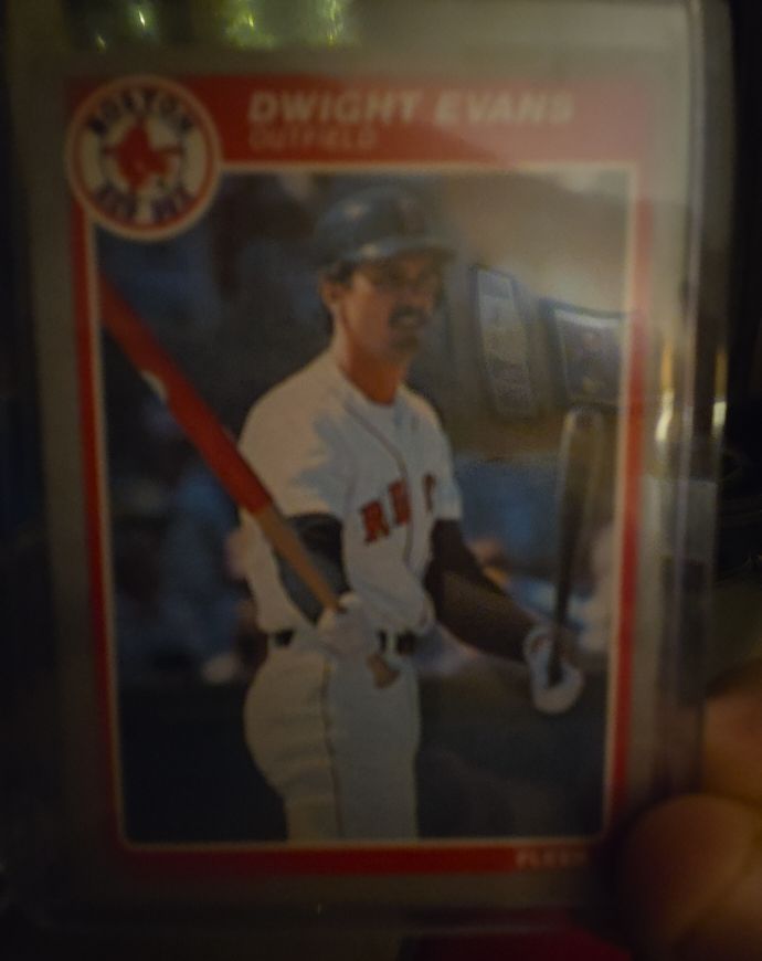 1985 Fleer #158 Dwight Evans — front