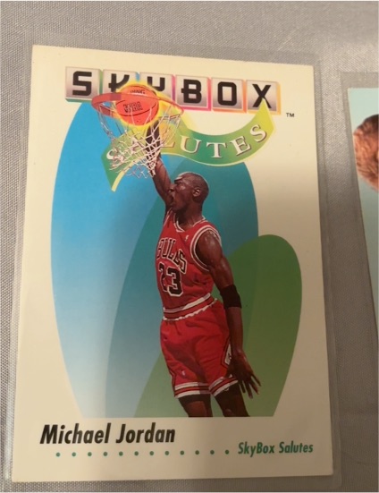1991-92 Skybox #572 Michael Jordan — front