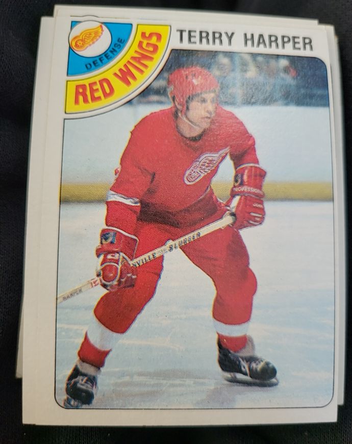 1978-79 O-Pee-Chee #214 Terry Harper — front