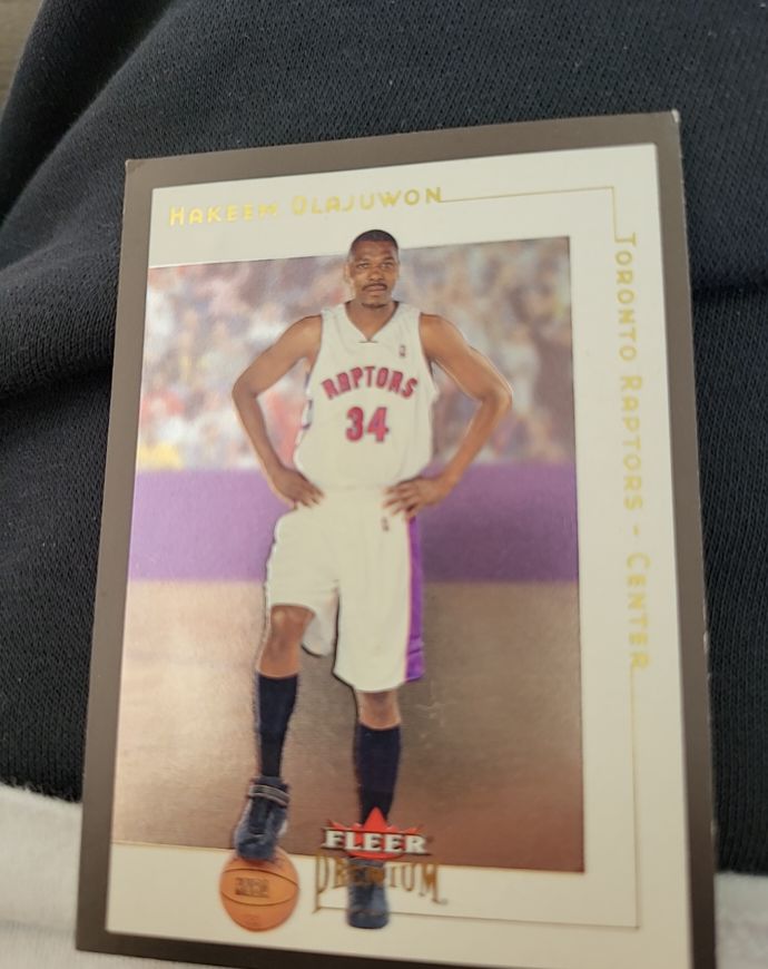 2001-02 Fleer Premium #96 Hakeem Olajuwon — front