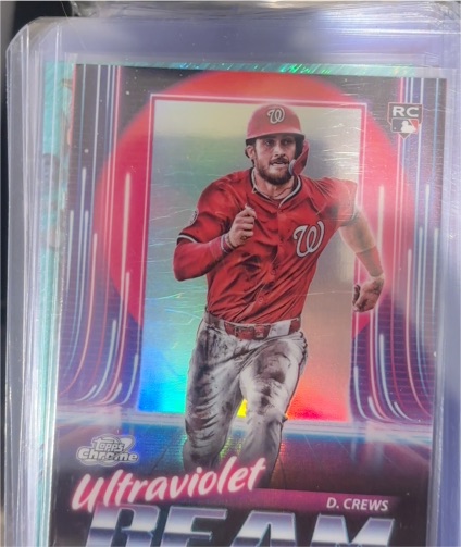 2025 Topps Chrome Ultraviolet Beam Dylan Crews — front