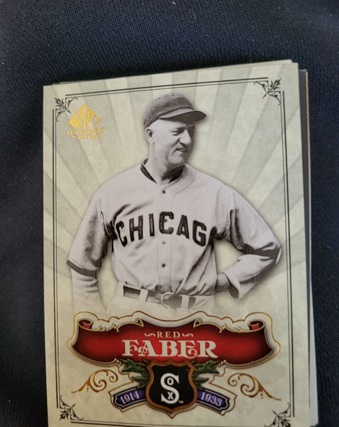 2006 Upper Deck SP Legendary Cuts #61 Red Faber — front