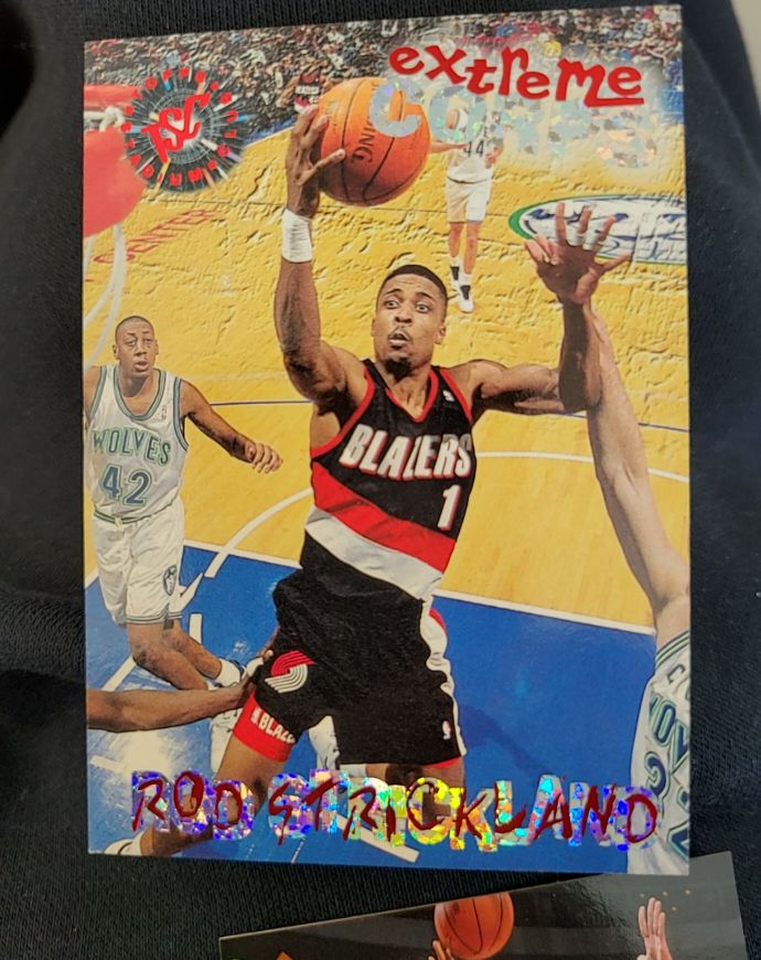 1995-96 Topps Stadium Club #122 Rod Strickland Extreme Corps — front