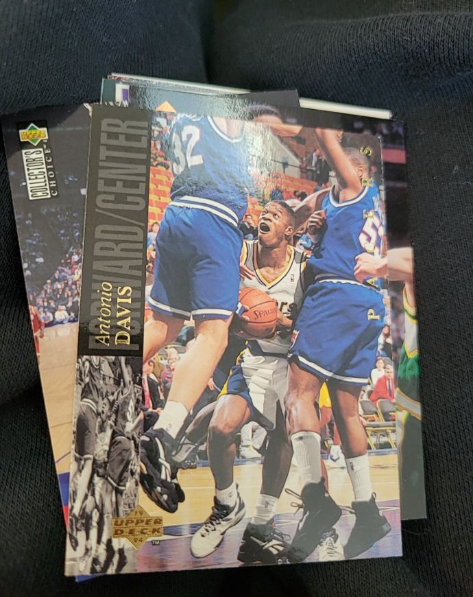 1993-94 Upper Deck Special Edition #169 Antonio Davis — front