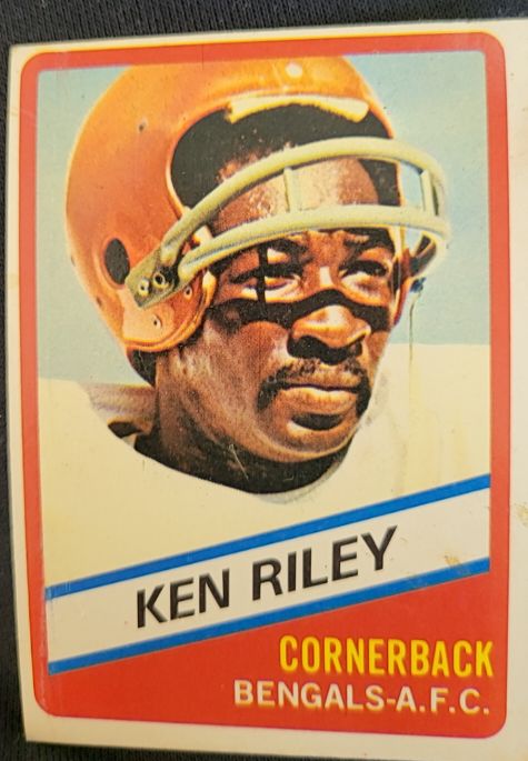 1976 Topps Wonder Bread #23 Ken Riley — front