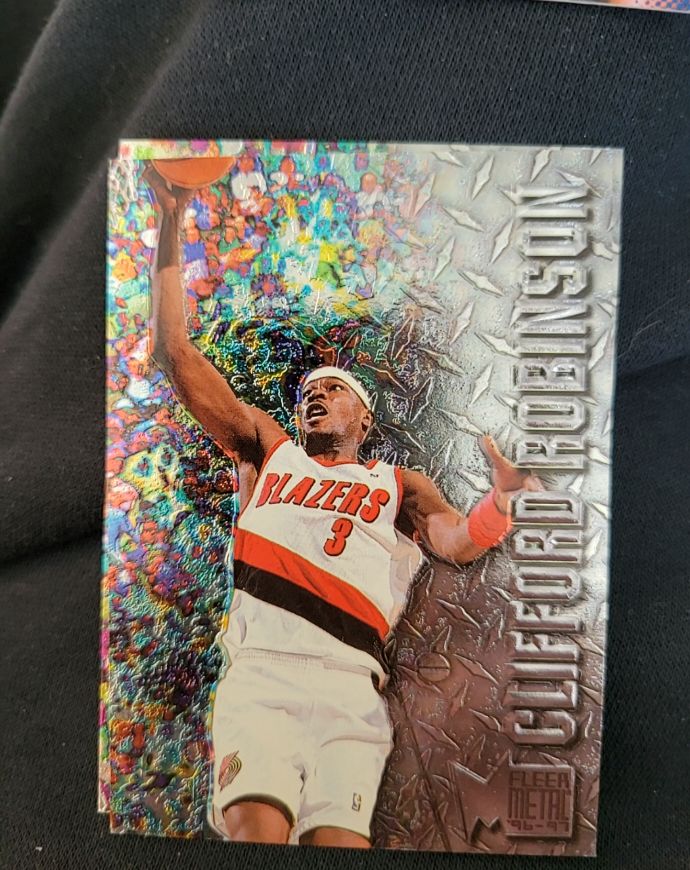 1996-97 Fleer Metal #80 Clifford Robinson — front