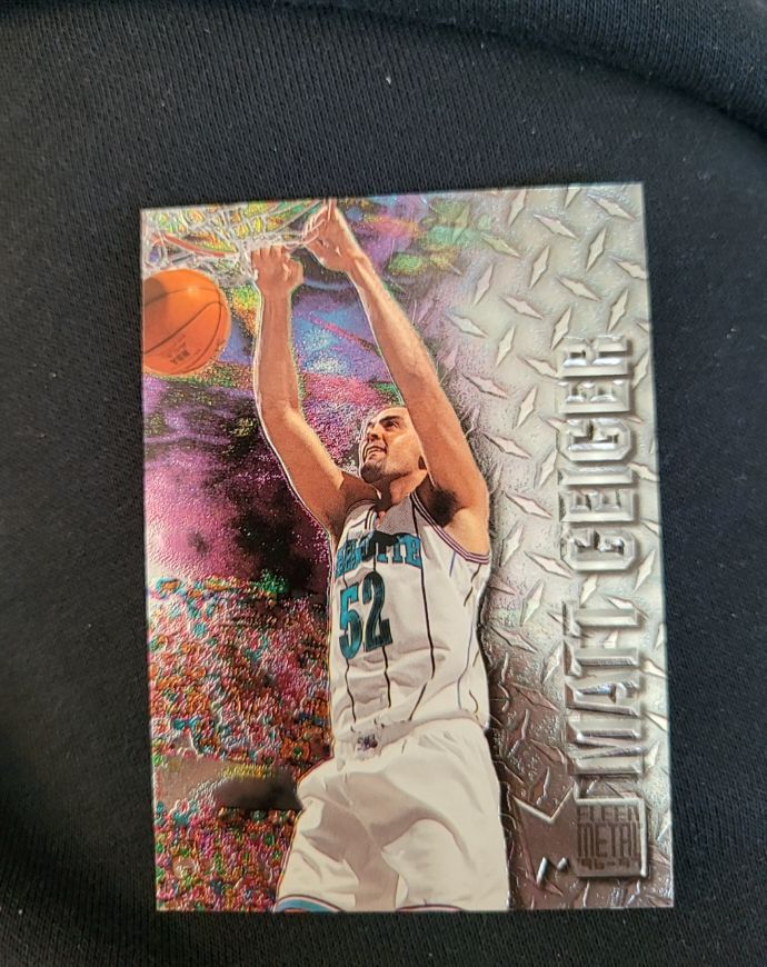 1996-97 Fleer Metal #8 Dell Curry — front
