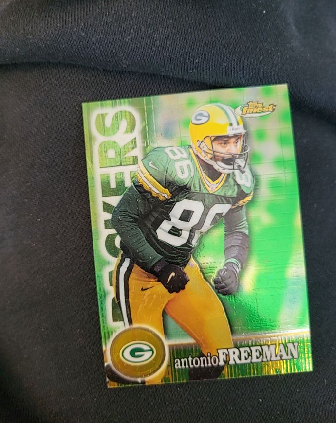 2000 Topps Finest #102 Antonio Freeman — front