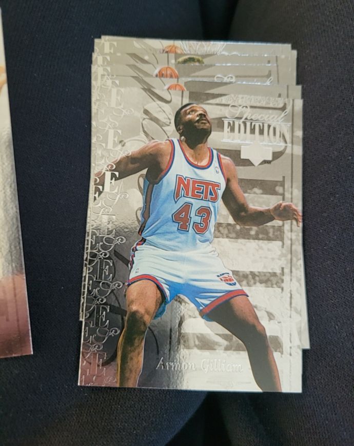 1995-96 Upper Deck Special Edition #SE125 Armon Gilliam — front