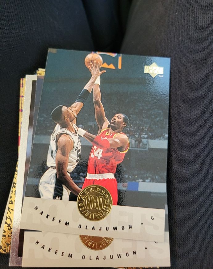 1995-96 Upper Deck #178 Hakeem Olajuwon — front