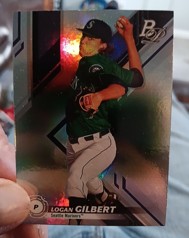 2019 Bowman Platinum #TOP-18 Logan Gilbert — front