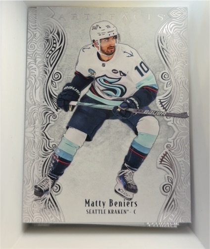 2025-26 Upper Deck Artifacts #91 Matty Beniers — front