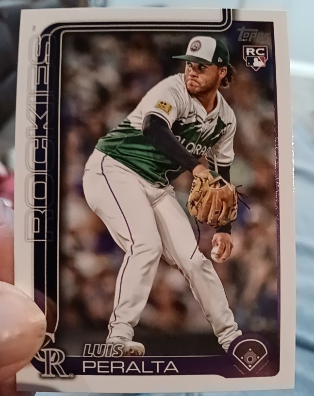 2025 Topps Series Two #526 Luis Peralta — front