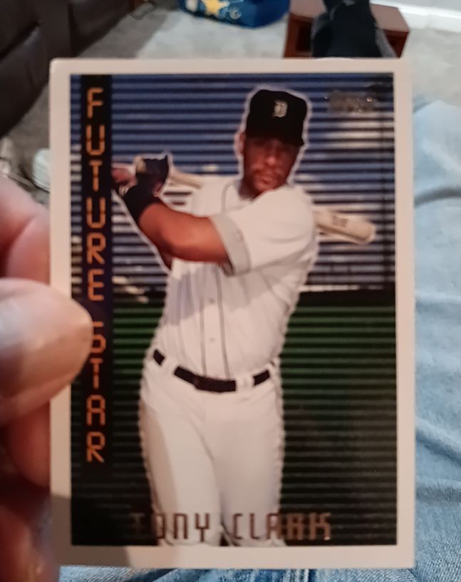 1995 Topps #153 Tony Clark — front