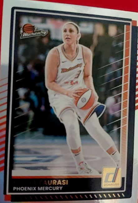 2025 Donruss WNBA #14 Diana Taurasi — front