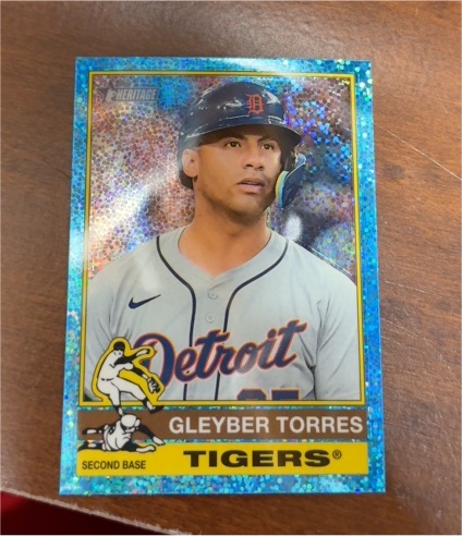 2025 Topps Heritage Chrome #354 Gleyber Torres — front
