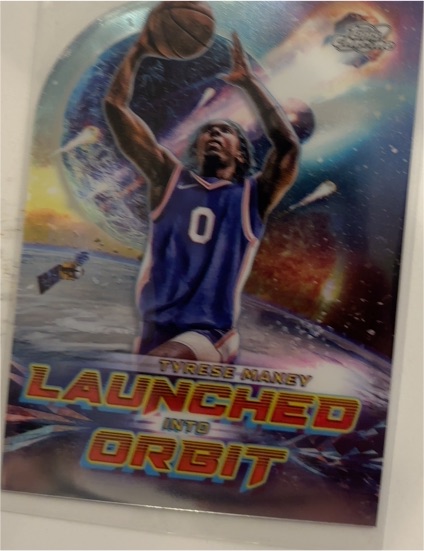 2023-24 Topps Cosmic Chrome #LIO-16 Tyrese Maxey Launched Into Orbit — front
