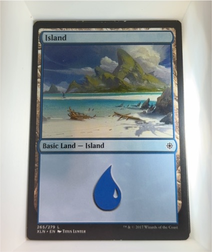 2017 Magic: The Gathering XLN #265 Island — front
