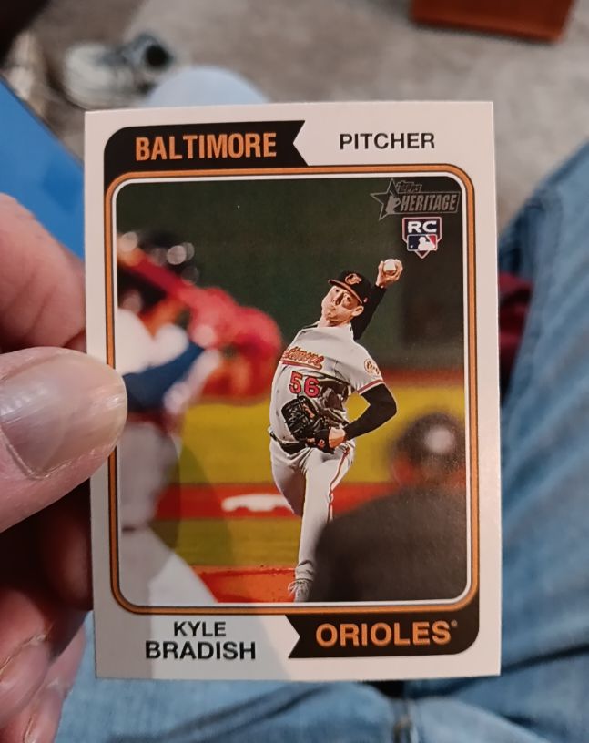 2023 Topps Heritage #191 Kyle Bradish — front