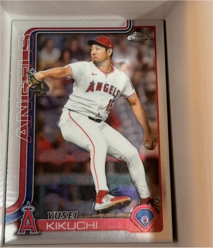 2025 Topps Chrome Update #USC59 Yusei Kikuchi — front