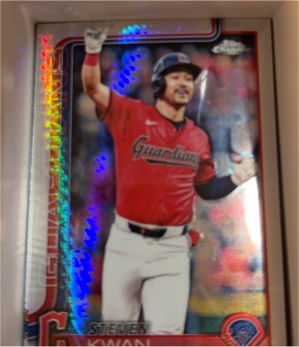 2025 Topps Chrome #202 Steven Kwan — front