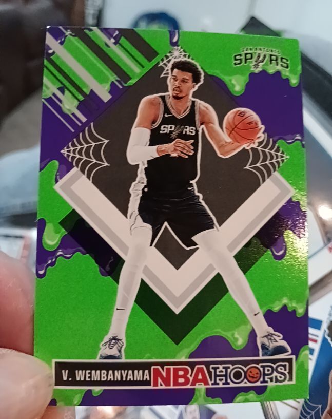 2024-25 Panini Haunted Hoops #285 Victor Wembanyama — front