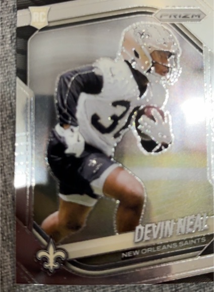 2025 Panini Prizm #393 Devin Neal — front