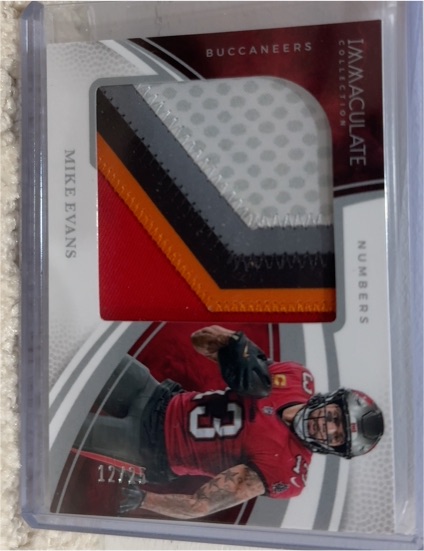 2025 Panini Immaculate Numbers Mike Evans — front