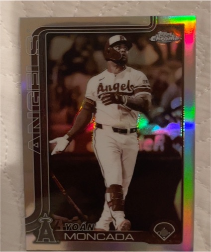 2025 Topps Chrome Update Series #USC22 Yoán Moncada — front