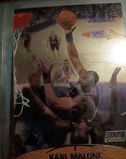 1999-00 Topps Stadium Club Chrome #SCC14 Karl Malone — front