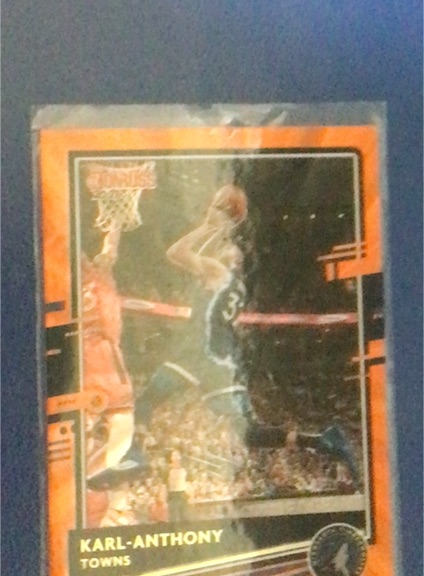 2015 Donruss #1 Karl-Anthony Towns — front