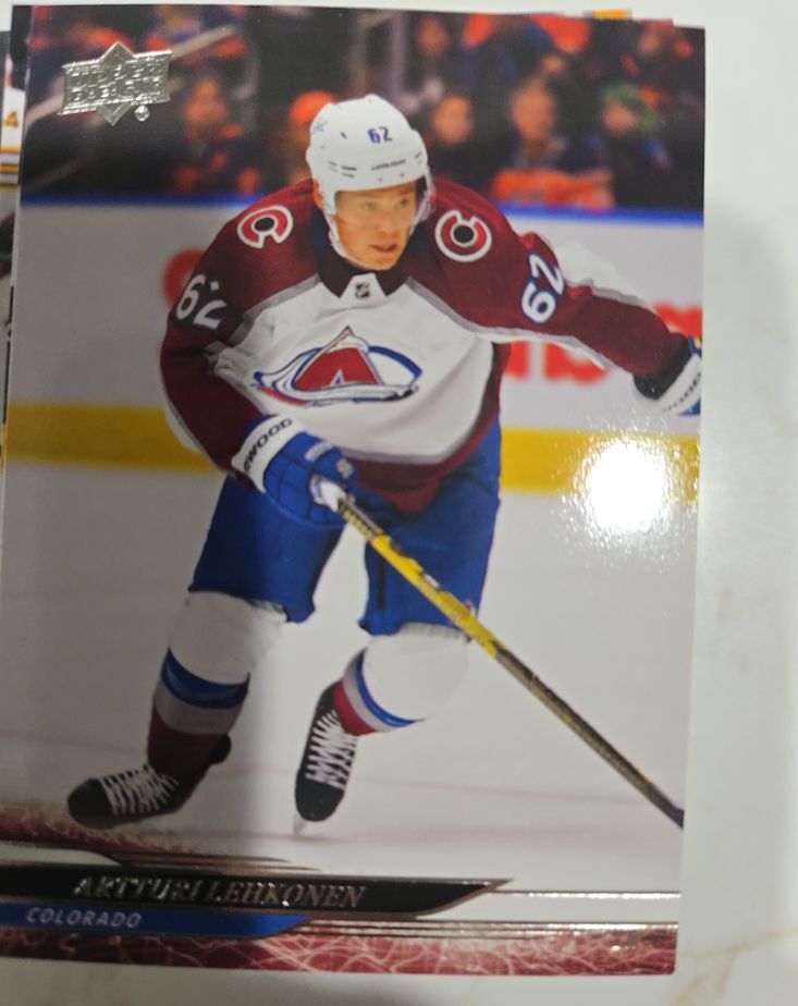2024-25 Upper Deck #52 Artturi Lehkonen Colorado Avalanche — front