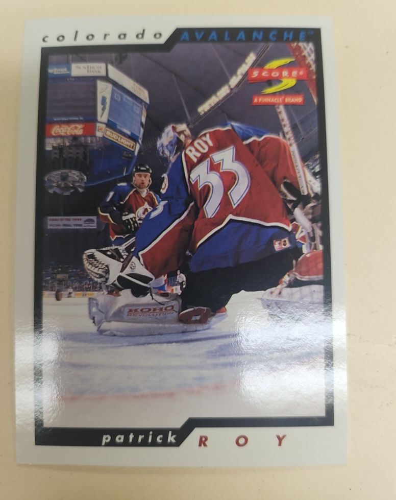 1996-97 Score #1 Patrick Roy — front