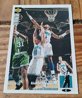 1994-95 Upper Deck Collector's Choice #133 Alonzo Mourning — front