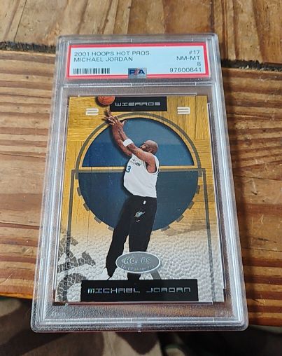 2001-02 NBA Hoops Hot Prospects #17 Michael Jordan — front