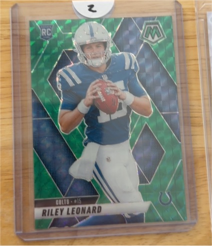 2025 Panini Mosaic #372 Riley Leonard — front